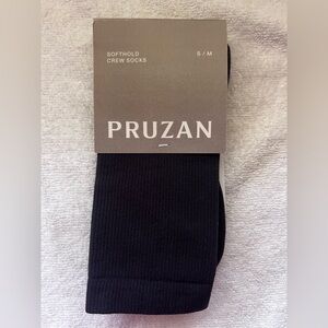Black SoftHold Crew Socks - S/M